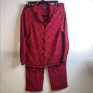 Ellen Tracy Red and Black Floral Pajama Set Size Small #221
